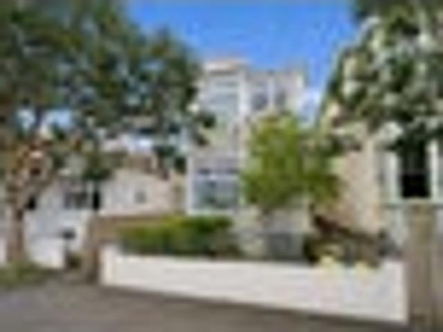 Newtown, 2 bedrooms, $620 pw