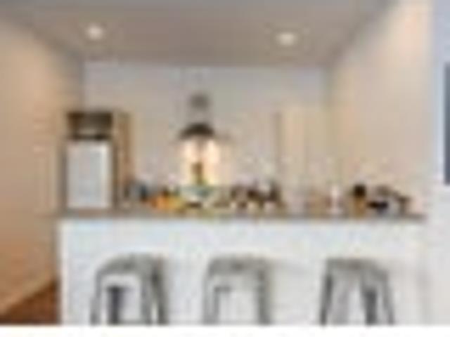Newtown, 2 bedrooms, $695 pw