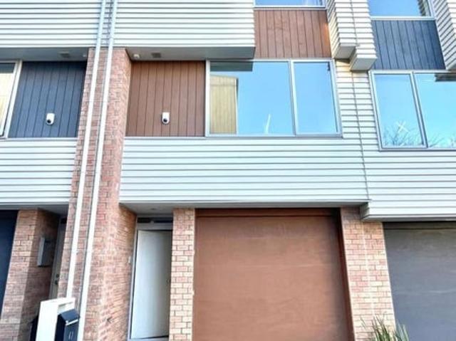 newtown, 3 bedrooms