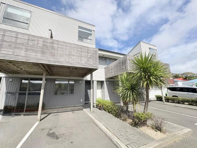 Newtown, 3 bedrooms