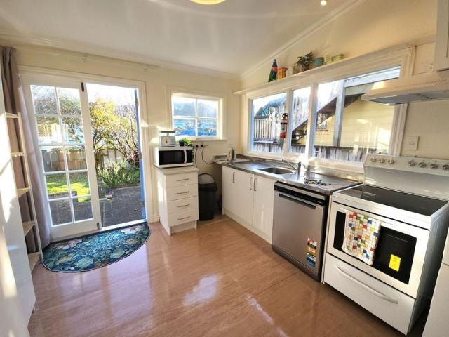 newtown, 3 bedrooms