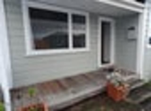 Newtown, 3 bedrooms, $745 pw