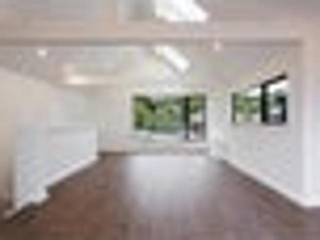 Newtown, 3 bedrooms, $780 pw