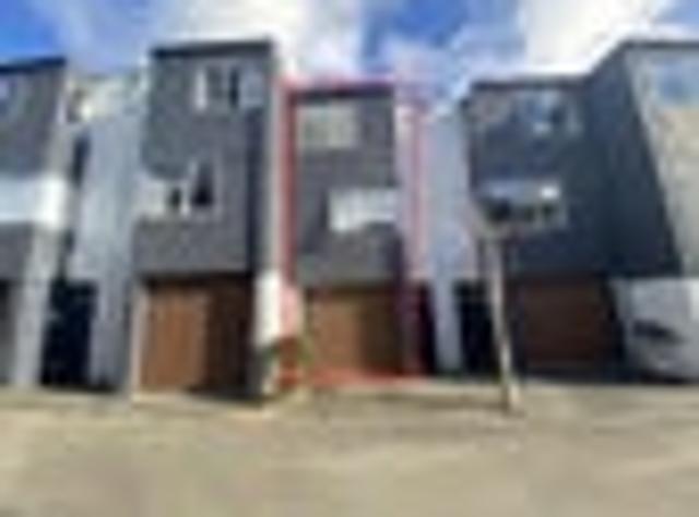 Newtown, 3 bedrooms, $780 pw