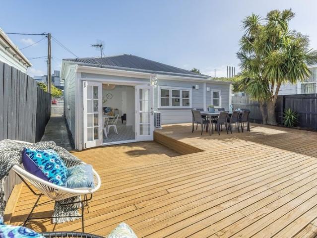 newtown, 5 bedrooms