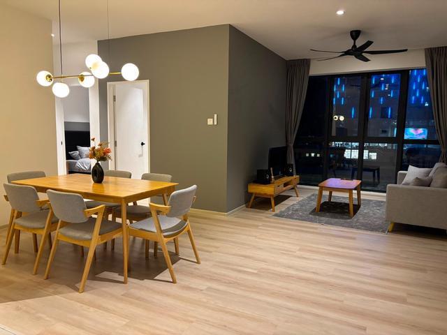 NEW 3 bedrooms Tower 1 Milano 8 opposite Vivacity