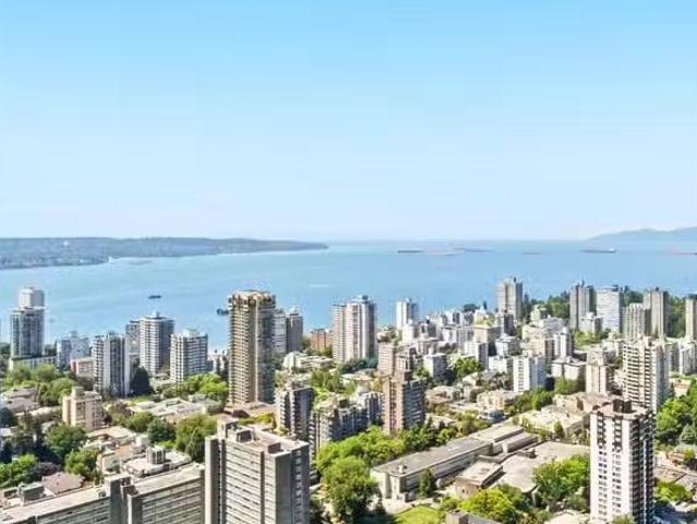 New 3 BR Apartment for rent in Vancouver, Vancouver West, PH3.