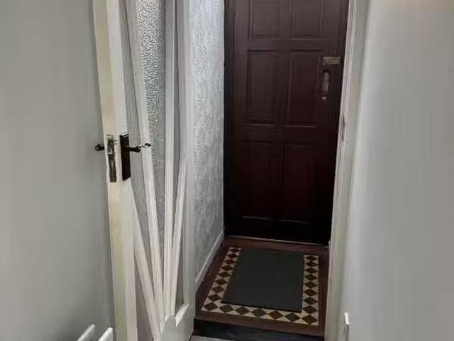 Deal! 14 Gardenmore Place