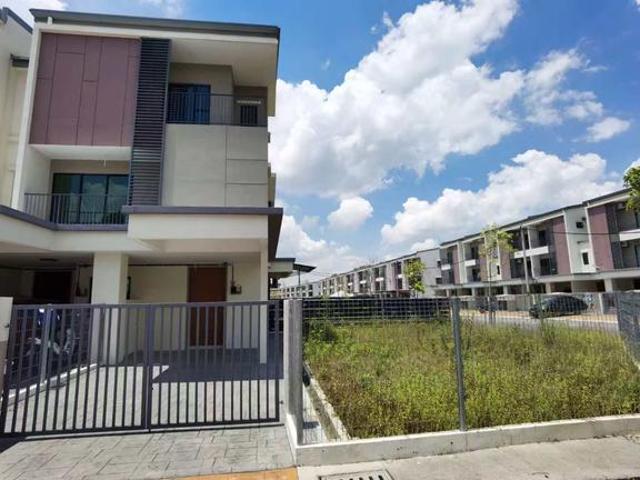 New 15 Storey 26x75 Townhouse Taman Putra Perdana Puchong