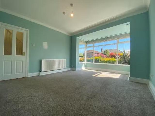 Cheap 18 Downview Park West