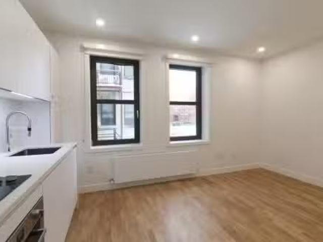 Nice 1 BR 19 2050 Av. Claremont, Montréal Côte Des Neiges/Not.