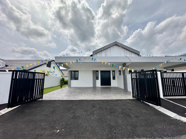 NEW 1 STOREY SEMID BIG HOUSE with all fees covered klebang ipoh