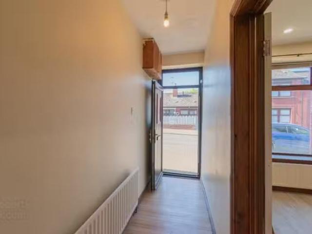Deal! 26 Moat Road