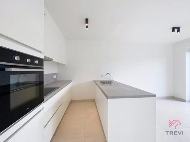 New 2 bedroom apartment in an ideal setting