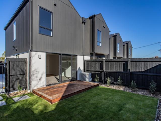 New 2 bedroom Townhouse