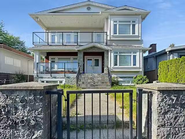 New 2 BR House for rent in Vancouver, Vancouver East, 2765 E 5.