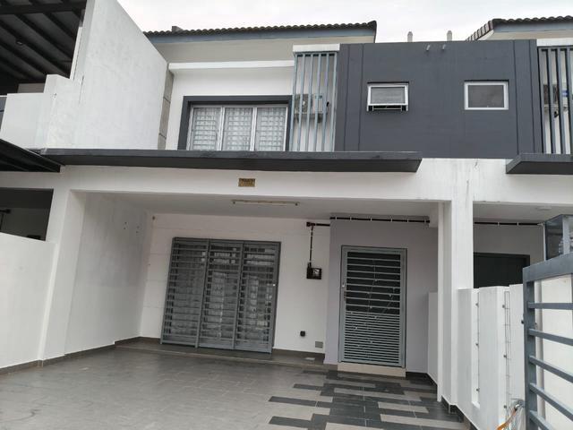 New 2 Sty House Indahpura
