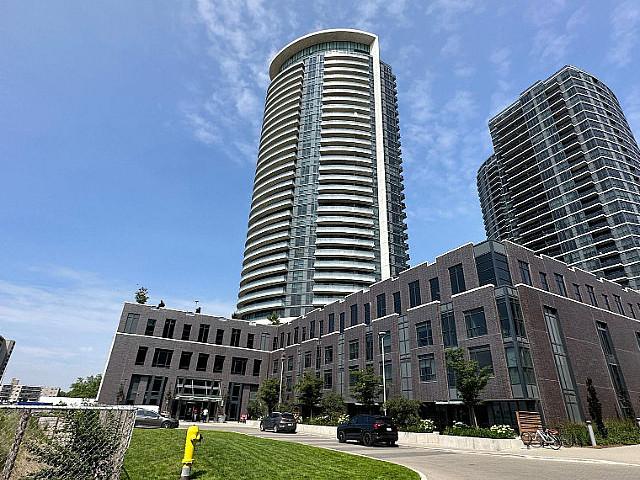 New 2br Condo: City View, Upgrades, Parking!