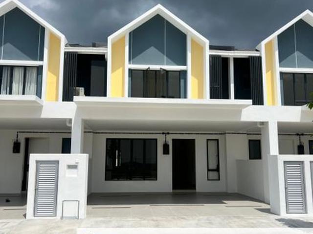 NEW 35x80 2 Storey Double Storey ！100% Loan + Fast Loan「RM1.8K/mth」SEREMBAN SOUTH ｜Booking RM1000!