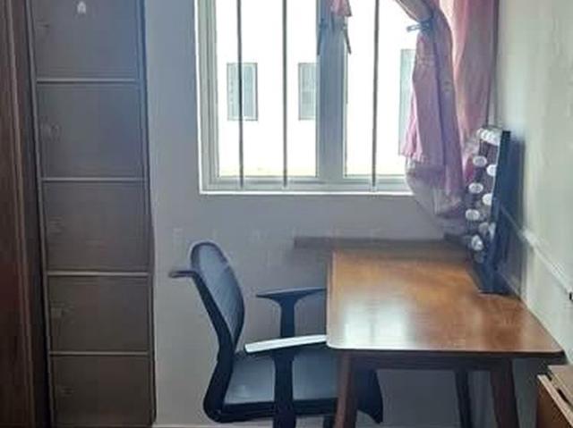 New Court D12, Apartment