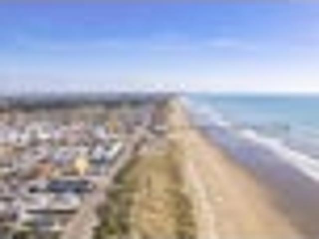 New Coastal HOMES With Lifts