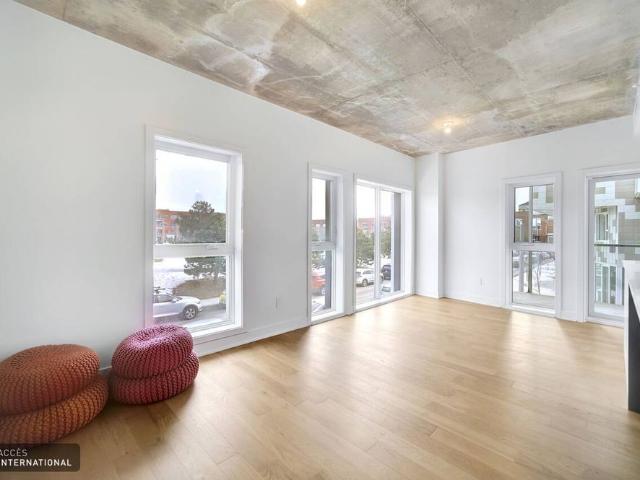 New condo for rent in Shop Angus in Rosemont | Accès International