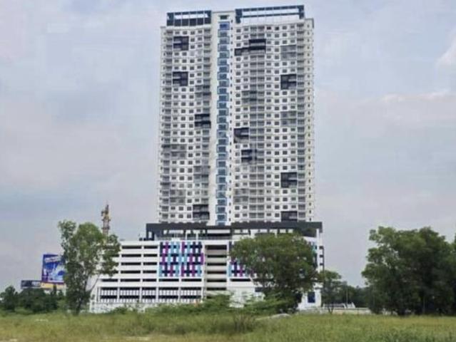 New Condo ready to Move In