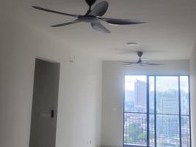 New condo residensi Max Near kl No walking distance Public transport