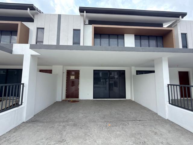 NEW CONDITION CHEAP 2 Storey Terrace House Blooming Kota Emerald