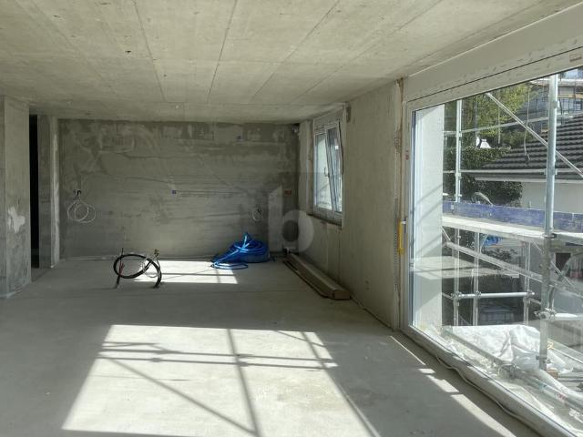 NEW CONSTRUCTION WITH A WIDE VIEW