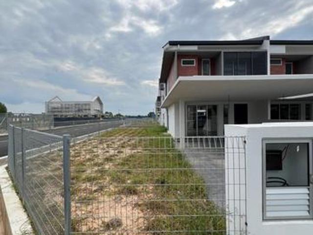 NEW Corner Lot 2 Storey Terrace DMarina Residence