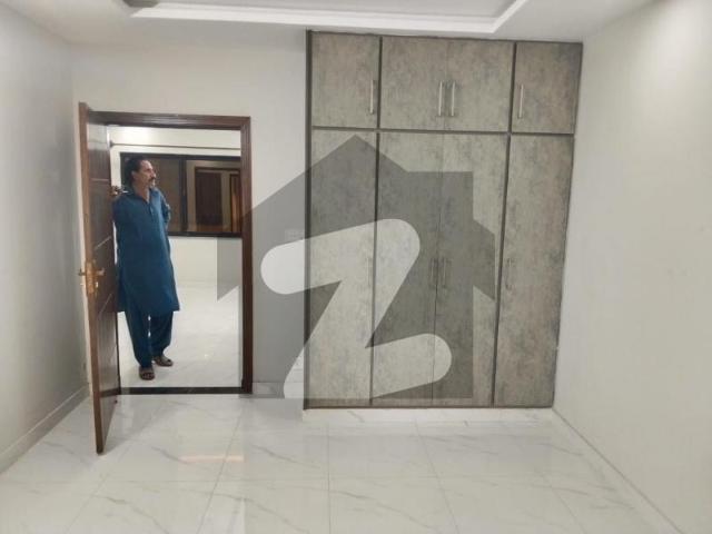 New Apartment H 13