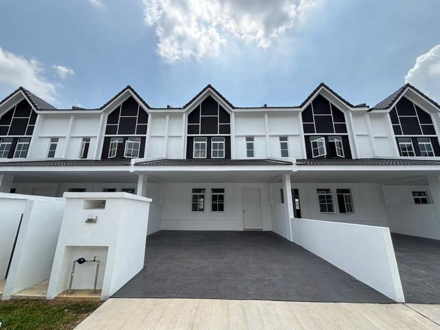 New Bare unitTempler Residence Anggun Rawang House for sale