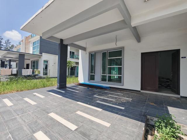 NEW BARE SPACIOUS 40x80 SemiD For Sale Klebang Utama Melaka