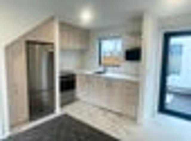 New Brighton, 1 bedroom, $450 pw