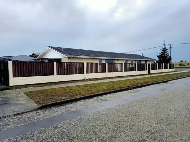 new brighton, 4 bedrooms