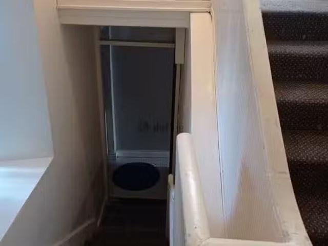 Nice Briody's Apartment, Main Street is for rent