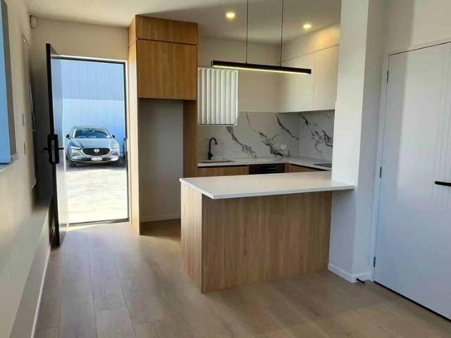 NEW BUILD 2 BEDROOM 1 BATHROOM