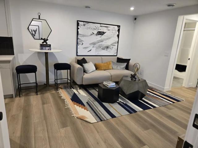 New Build in Upscale Neighorhood NW Calgary