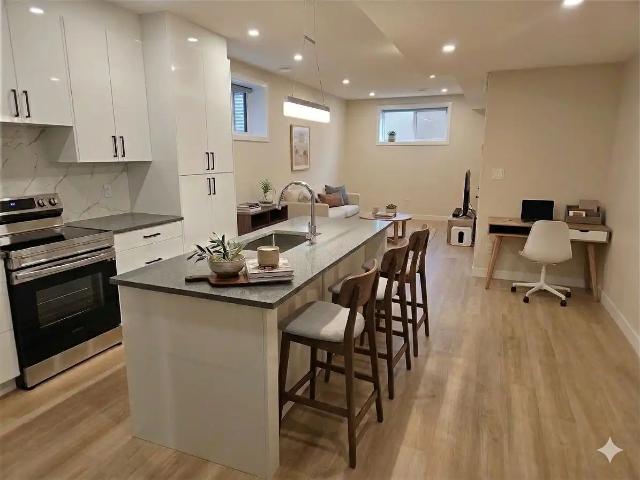 New build modern spacious legal suite close to the river valley