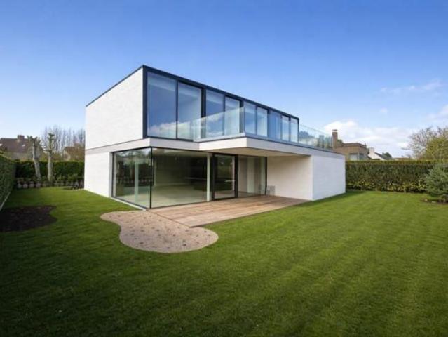 New build villa for rent in a quiet area with 4 bedrooms