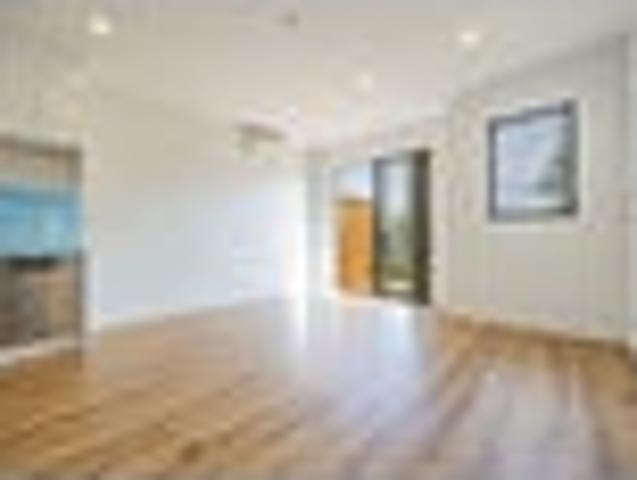 New Built,Freehold,High Spec,Tirimoana School Zone