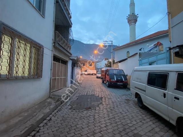 New Gayrimenkul' Den Kırkağaç Hasır Pazarı Mevki 3+1 150 M2