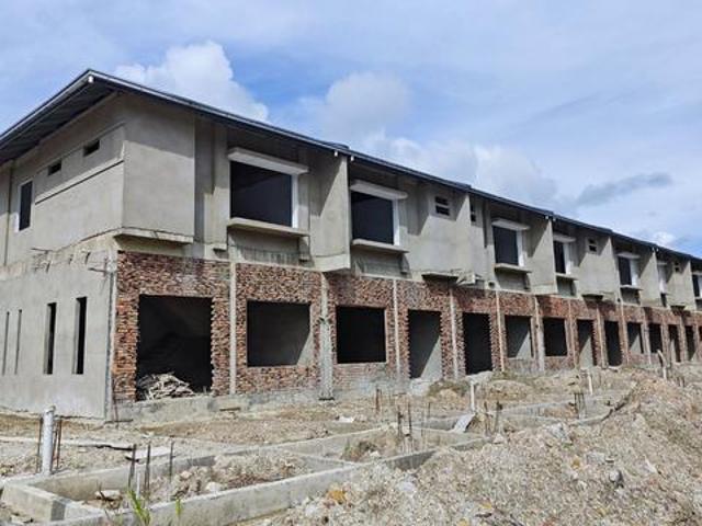 New Double Storey House At Sakam Sarikei
