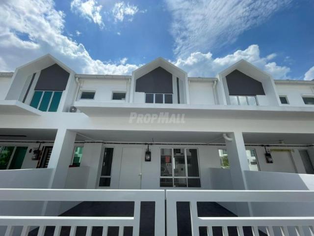 NEW DOUBLE STOREY HOUSE @ Lumina Eka Heights SENDAYAN FOR RENT