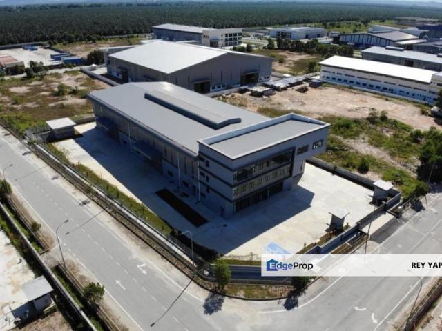 New detached Warehouse / Factory Premium Specs