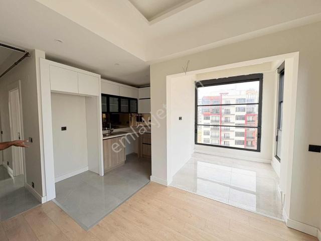 New Form'dan Çiftlikköy Civ. Kiralık 2+1 Köşe Daire