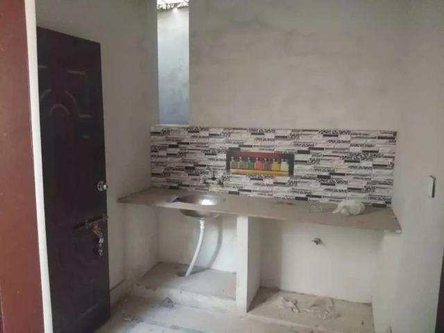 New flat available Karachi Mehmoodabad ID 42560