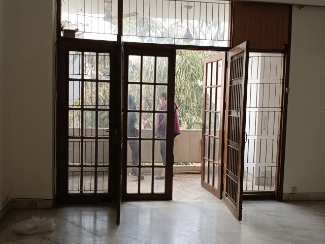 New Friends Colony 6+ Bedroom 500 Sq. Yd. Independent House in New Friends Colony Delhi Listing ID: #10394