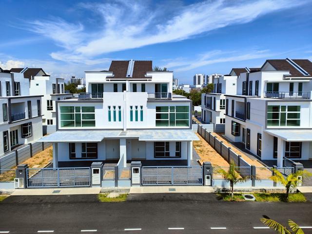 New Klebang Utama 25 Storey SemiDetached Gated n Guarded